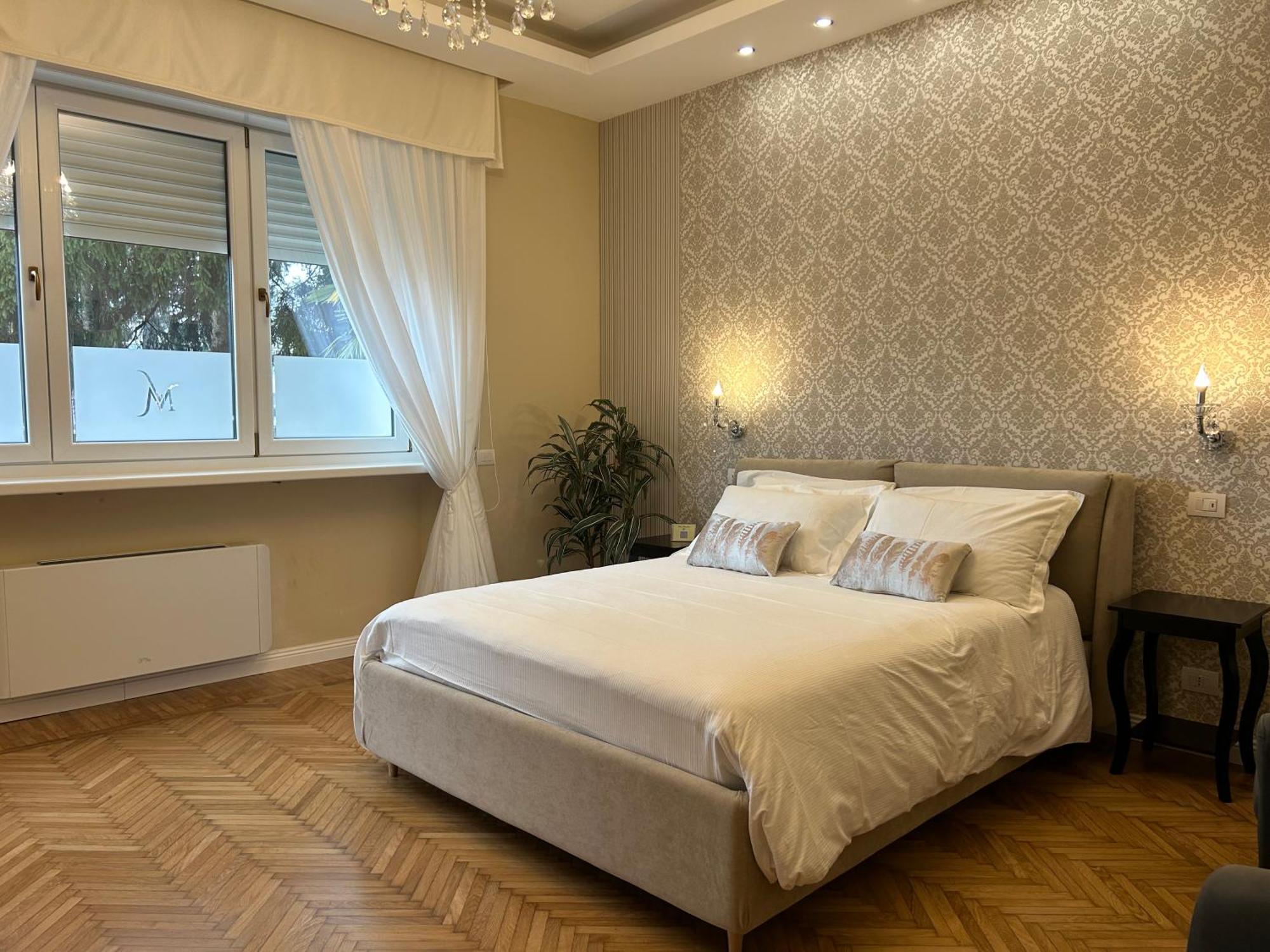 Villa Marchese Lake Maggiore Somma Lombardo Exterior photo